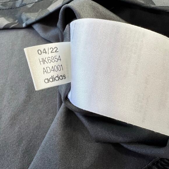 Adidas Gray Black AOP Golf Polo Shirt men's size XL - Picture 6 of 6